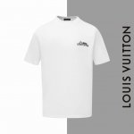 款号#Z64 Lv签名重工刺绣圆领短袖 Louisvuitton官网一致款式 面料：32支双纱280克纯棉面料 同缸同色织染螺纹 颜色一致 工艺：进口机器十万针
