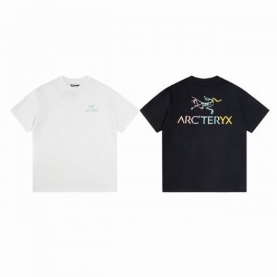 款M318 始祖鸟短袖 始祖鸟Arcteryx 鸟家潮牌 夏季新品双面印花圆领短袖T恤，后背彩色鸟印花图案，220G亲肤纯棉，舒适有型，胸前与后背品牌Logo标
