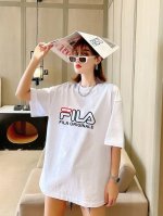 上新 Fila 斐乐夏季新款短袖T恤 把经典玩出不同 打破单一设计再创造 增多点趣味性 男女同款入 厚实有质感 透气且吸汗 喜欢就盘她 尺码 S-3Xl 颜色