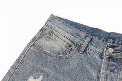 元 原版品质 款号 Sd013 款式：Acne Studios24Ss泥染做旧低腰阔脚脏脏破洞牛仔裤 热度：小红书、得物、Ootd强推款，被称为年神裤之一。 设