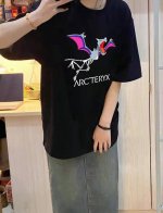 Arc‘Teryx 始祖鸟蝙蝠圆领短袖半袖T恤 面料采用260克纯棉双纱食毛面料 双线二本针压线 久洗不变形 原版定制三标 高端进口印花 随意水洗 情侣可穿 男