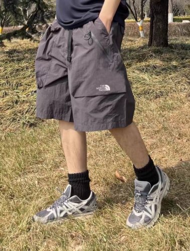 款号 Wkd18 thenorthface北面 经典印花夏季时尚潮流百搭休闲多口袋工装短裤 既要满足它出色的户外性能透气 速干抗撕裂等等同时还要保证出色的面料质