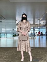 Mm家最新补单爆款出货重磅斜纹绸真丝印花连衣裙超大用料 原版1:1高奢品质 现货发颜色：咖色 白色 码数36 38 40 42