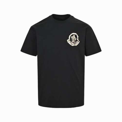 Moncler 蒙口 25Ss 胸口Logo印花短袖 简单清爽的款式～有两个色黑色、白色 采用新疆长绒棉32支双股面料280克双纱巧妙的融合了蒙口标志性品牌元素