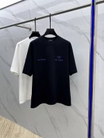 Arc*始祖鸟 2025Fw春夏新品圆领打底外穿T恤，立体感Logo微廓形半袖纯棉打底，手感面糯有骨感，柔而有韧性。工艺处理，韧性和抗皱性能得到大幅度提高。微廓