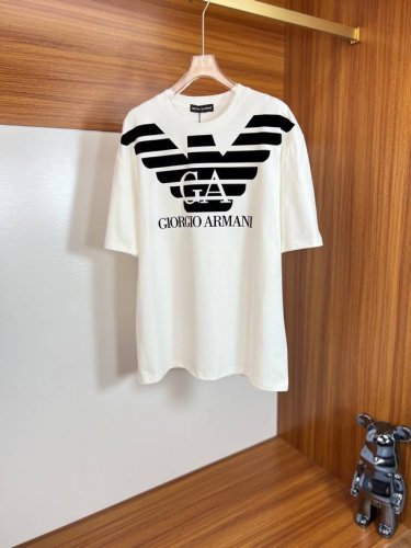 Armani 阿玛尼 2025春夏新品 三标齐全 圆领短袖T恤 好货不用过多介绍 看细节 专柜码数：M-Xxxl 175 140建议L