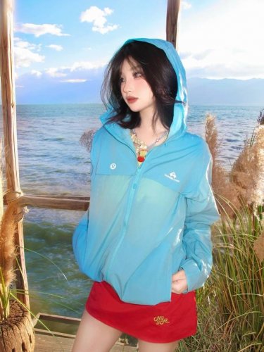 露露乐蒙Lululemon 被追问链接！Lululemon 多巴胺 Play Gaming 这件防晒服太绝 宝子们，夏日户外的阳光盛宴即将开场，怎能少得了 Lu