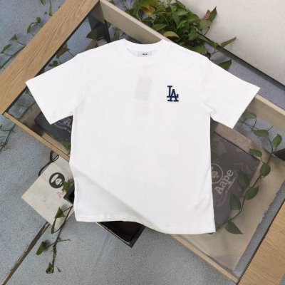 款号：Yy916 高版本 2025春夏最新款Mlb洋基队Ny经典刺绣小标Logo图案印花休闲情侣短袖T恤，选用了260克双纱爽滑棉面料制作而成。精细的做工和清晰