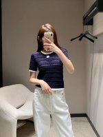 Chane* 25Ss春夏新款 镂空针织短袖上衣丨独家高版出品！版型也超级赞！ 修身但不紧绷，完美勾勒出身材的曲线，又不失优雅和时尚感。 无论是搭配高腰裤还是半