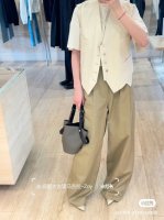 马吉拉Mm6 2025春夏新款马甲 假两件设计 各种面料的拼接 超级重工 两色三码 Sml，