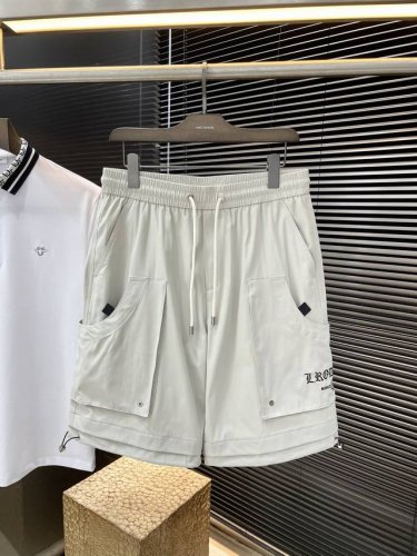 chrome Hearts 克罗心 2025春夏季新款，最新休闲短裤。原版裤型上身休闲百搭、随性慵懒范，高级定制进口聚脂纤维面料，订制工艺 舒适感爆棚。高端大气