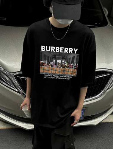 burberry 巴宝莉最后的晚餐圆领短袖半袖T恤 面料采用260克纯棉双纱食毛面料 双线二本针压线 久洗不变形 原版定制三标 高端进口印花 随意水洗 情侣可穿