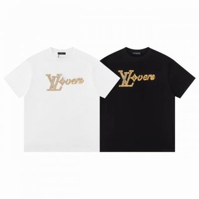 款F30 Lv Louis Vuitton*路易威登新款重工珠片绣短袖T恤 采用原板独家定制280克32支双莎纯棉面料 质感非常柔软舒服 %区别市场的顶级面料