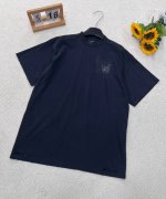 Balenciaga 新款闪粉麦穗印花圆领短袖，正面饰以闪亮艺术作品印花，金沙闪粉印花是在面料表面形成金属质感闪光效果的装饰工艺，有效提升产品的高端感和视觉吸引