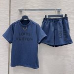 Louis Vuitto* 2025Ss新款套装 又一款时尚达人的心头好！细节精致 每一件到手都是惊喜满溢 高级时装工艺 版型绝绝子 不挑身材 实用百搭 舒适与