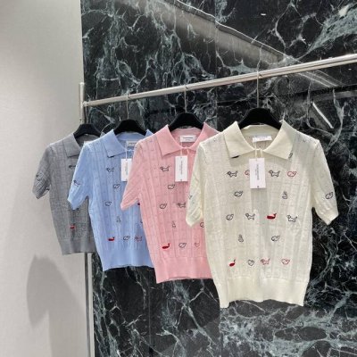 Tb 25夏季新款 翻领针织短袖经典撞色刺绣图案装饰 甜美又可爱 高级时髦大牌百搭 上身真的超级好看 每个颜色都很好搭配！四个色Sml