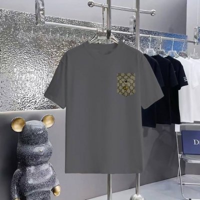 Gucci 古驰皮标口袋纯棉短袖T恤 1:1对版面料300克毛圈高克重百分百纯棉 提前做过预缩水1×1双纱洗一辈子都不会变形的 男女同款 官网细节 字母Logo