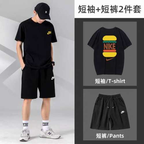Nike 耐克休闲情侣款短袖短裤运动套装，男女均可轻松上身驾驭 ，面料柔软有弹性超级舒服 ！细节一步到位 ，腰部内里有抽绳可以随意调节！ 上身效果超赞！超舒适！