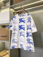 马术骑士徽标棉质 T 恤衫 Bur王牌尖货，镇店之宝 现货秒发 年春夏系列，采用了新一季的骑士战马标签元素。高端百搭大气款，男女同款棉质圆领短袖 Bur王牌渠道