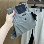 pd 2540Ss春夏新品，官网同步有售，男士高端商务休闲西裤，高端进口面料，带弹力，后面采用硅胶字母压胶，五搭配，即经典又时尚，合体裁缝，上身效果无约束感 ，
