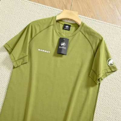上新 Mammut 猛犸象 基础简约立体硅胶Logo高弹速干圆领短袖T恤 精选高弹速干面料，触感丝滑细腻，兼具透气性与快干特性，让肌肤时刻保持清爽，告别闷热不适