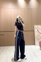 上新 套装 Loew* 罗意威 25Ss新款套装！强烈推荐 撞色短袖搭配松紧腰阔腿裤套装 ～ 颜色：蓝色 码数：Sml S码推荐： 80~ M码推荐： ～115