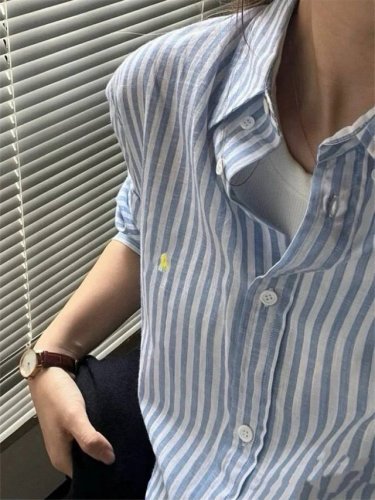 ralph Lauren家！胸口刺绣小马图案翻领长袖条纹衬衫！两色！码数S M L，现货发！ M码胸围96衣长69