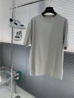 Jf58002 巴宝短袖系列 季度：2025春夏 颜色：黑色 白色 藏青 金铜色 摩卡棕 玛瑙灰 石墨灰 安哥拉红 尺码: M-5Xl 版型：微阔版型 克重：2