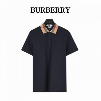 burberry 巴宝莉 经典领口格纹短袖Polo衫 原版品质欢迎对比。1:1经典复刻，合身版型Polo 衫，选用专柜优质大网眼布珠地棉面料打造，跟市场上小网眼