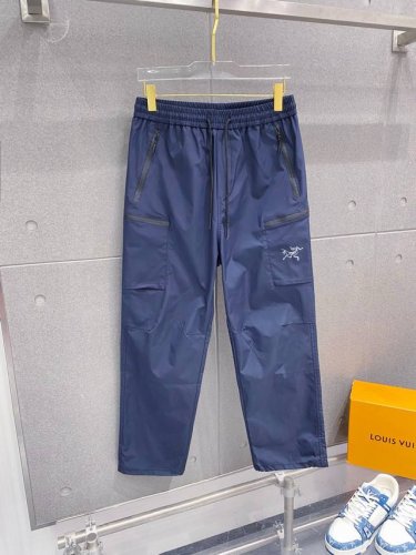 始祖鸟 官网同步 经典户外 工装裤 颜色超级正 海外同步发型 今年流行趋势 进口科技面料 L-4Xl