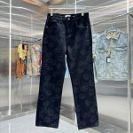 香奈儿 25新品 满身直喷字母牛仔裤！特定最新品牌皮标 重磅单品~私渠稀有臻品 客供五金辅料 进口客供定织牛仔棉布面料,时尚又个性 超级百搭好看的一款 人手必备