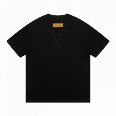 上新 louis Vuitton路易威登刺绣Logo短袖T恤 最高版本 定制面料 克双纱 辅料 开模原版过鉴定领标100%真丝洗水标 正品代购级原版吊牌配套吊绳