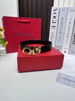 上新 送礼首选最高版本菲拉格慕Ferragamo女士专柜款头层牛皮针扣腰带头层牛皮奢华腰带！！原装精品包装盒！今年流行的配头！！设计感气息浓重！！华丽有腔调！！