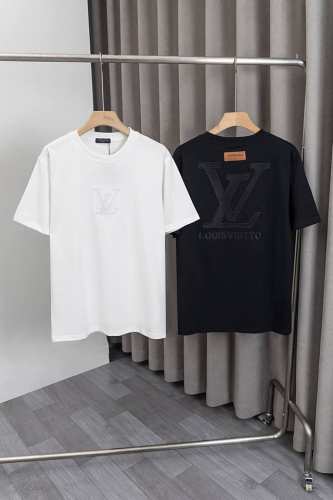 x042 2025年新款路易威* Louis Vuitto*采用260克高品优质双纱纯棉面料T恤，前后Lv字母Logo刺绣工艺，时尚而奢华百搭，男女同款。颜色：