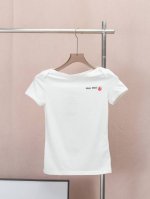 Miumiu原单狠货女装 25Ss Miumiu 胸前帆船刺绣 原版定制 花边T恤弹力平纹针织棉质，领口袖口花边齿轮绣花，简洁版型太好穿了，搭配性高，背超级薄既