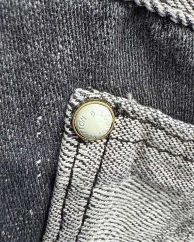 款号-Mx006 细节图 Louis Vuitton路易威登 25Fw 马赛克黑灰棋盘格牛仔裤-顶级版本 今天必须要给大家分享Lv这款超火爆的马赛克牛仔套装！尤