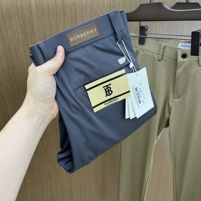bbr 2610Ss春夏新品，官网同步有售，男士高端商务休闲西裤，高端进口面料，带弹力，后面采用硅胶字母压胶，五搭配，即经典又时尚，合体裁缝，上身效果无约束感