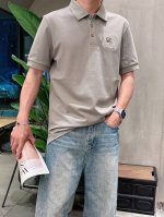 罗意威 2025春夏新款polo领短袖系列。精选顶级丝光珠地棉面料，三标齐全！时尚大牌元素Logo工艺设计，上身版型超赞，面料细腻舒适透气，随意搭配都超级好看时