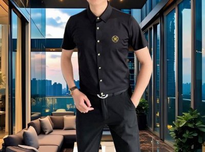 v*Rsace 范思哲2025春夏新款男士原单休闲短袖衬衫 官网同步发售 简洁时尚百搭 高端品质无缝切割包边 胸前后背立体印胶烫钻美杜莎Logo设计 定制进口锦