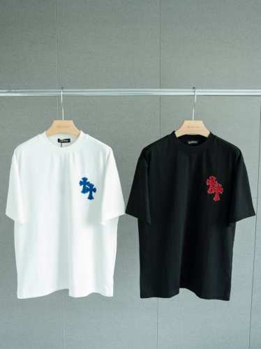 顶级Tee 强势上新 Chrome Hearts S S25 双十字架贴布圆领短袖T恤 货号:25-60 颜色： 黑色 白色 尺码： S M L Xl 尺寸推荐