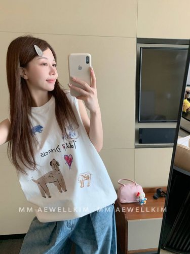ae涂鸦印花吊带背心女新款夏季外穿内搭打底宽松无袖上衣 涂鸦印花无袖背心来袭 生动的手绘卡通涂鸦尊的Hin可爱！甜妹夏季Bi入~多巴胺色彩风格看上去就能让人心情