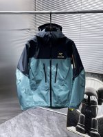 七代冲锋衣 顶级全溢胶版本 Arcteryx 始祖鸟 Alpha系列 Sv 第7代 Gore-Tex Pro 刺绣Logo图案休闲运动连帽拉链硬壳冲锋衣 Gor