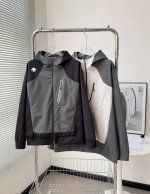 上新 高品质 Descente 迪桑特情侣春款新款连帽运动卫衣外套！ 人体美学元素设计！卫衣教科书版本！台湾科技混纺面料！户外专用防皱亲肤！速干、时尚，科技，美