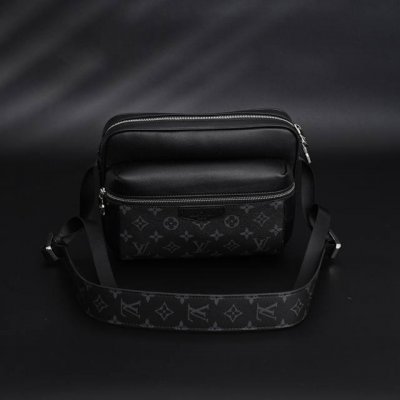 louis Vuitton Lv Outdoor 老花拼皮邮差单肩斜挎包 #原单高版本，专柜一致全套纸盒包装 Taga 牛皮革和 Monogram Eclips