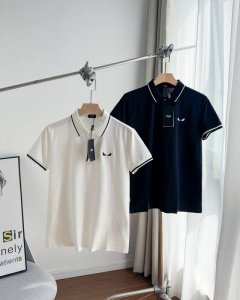 顶级复刻 - Fendi芬迪恶魔眼官网同步上新 织带标识刺绣翻领Polo衫 -采用原版Zp一致定制索罗娜双珠地面料 螺纹同缸定染对格对纹零色差 Yb一样克重25