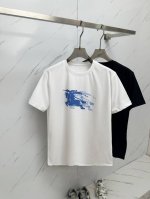 2025Ss春夏新品圆领T恤#精选进口定织100%丝光纯棉面料，质地也密实细腻，柔软挺阔有型、透气舒适。属于夏天穿着非常适合的一个厚度，拥有很好的回弹性，更好的