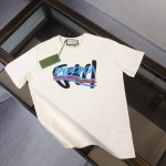 Gucci 24Ss夏季新款圆领短袖T恤！270克重磅高端纯棉面料，手感质感都极完美！修身裁剪设计干净利落！时尚又好看！走线做工非常精致！版型效果超赞！而且透气