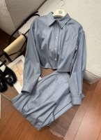 P560 5春夏更新-系列套装 牛仔套装 职场通勤Ootd 职场通勤，很难不爱牛仔套装同系列的牛仔衬衫+牛仔裤 再搭配一个条纹毛衣披肩干净利落，松弛有度 Sml