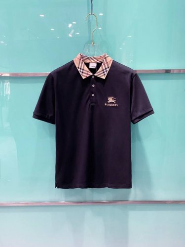巴宝莉 2025Ss夏季新款 Logo男士翻领Polo衫！经典商务男款，高端男装的天花板级别的商务男款！简约时尚大气不失优雅，单穿内搭体面过人，品质控 细节控的