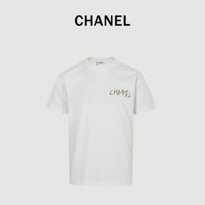 Chanel 香奈儿 手绘花 印花短袖T恤 定做布料 印花辅料细节都是采用一比一复刻 采用280G棉质布料32支精双棉纱平纹 无蚀尘毛艺工处布理面 特拉种捆机器